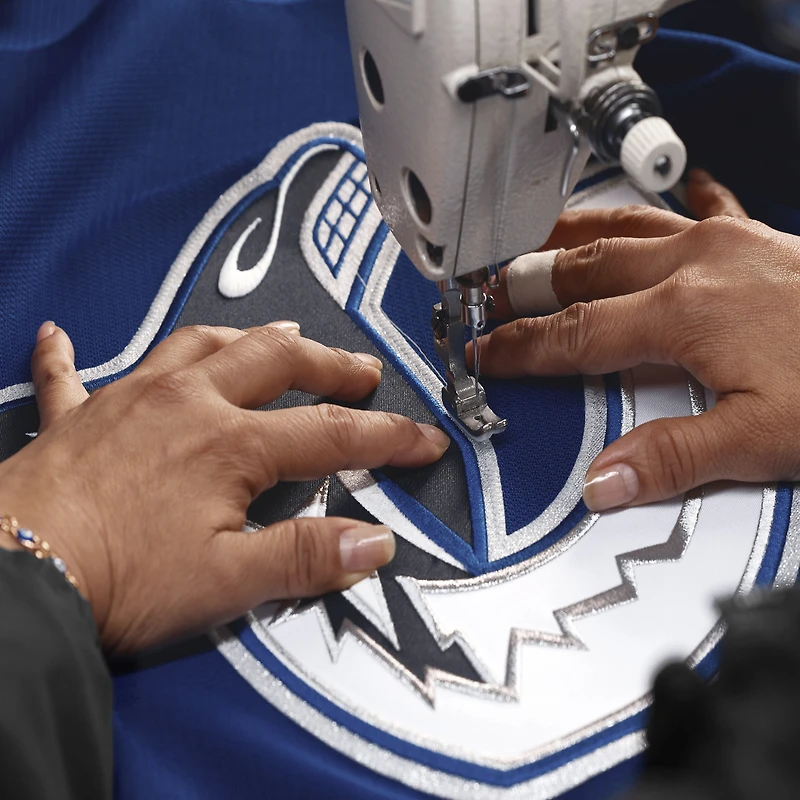Maillot personnalisé authentique à domicile des Royal Vancouver Canucks Fanatics pour hommes