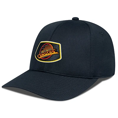 Casquette ajustable Skylight Zephyr noire pour homme des Vancouver Canucks de Levelwear