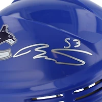 Mini-casque bleu autographié Teddy Blueger des Canucks de Vancouver