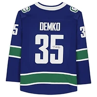 Maillot Breakaway bleu autographié par Thatcher Demko des Vancouver Canucks