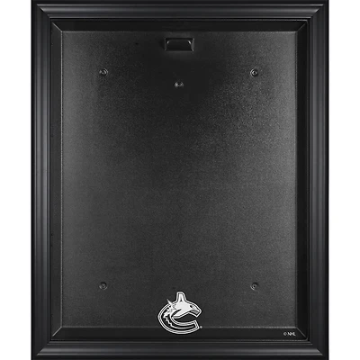 Vitrine de présentation du maillot avec logo encadré noir des Canucks de Vancouver