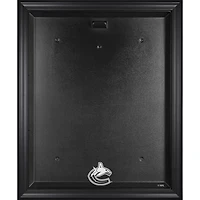 Vitrine de présentation du maillot avec logo encadré noir des Canucks de Vancouver