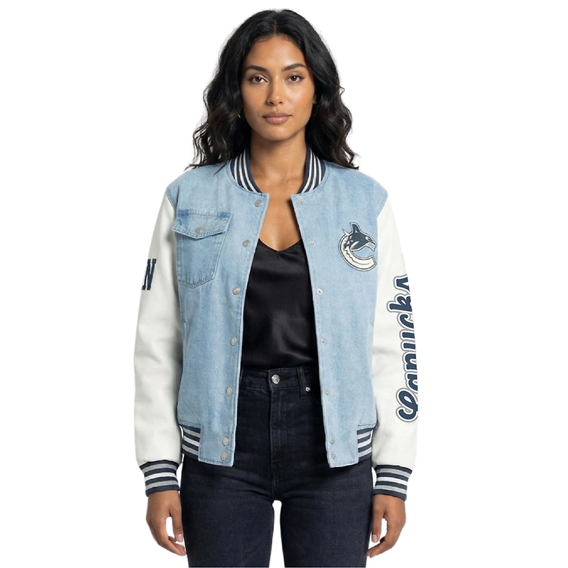 Veste universitaire en denim à boutons-pression pour femmes The Wild Collective Vancouver Canucks