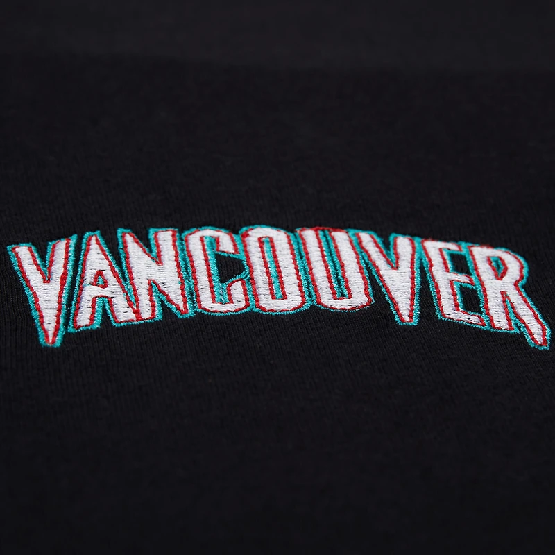 Unisex Mitchell & Ness Black Vancouver Grizzlies Playmaker Vintage Logo T-Shirt