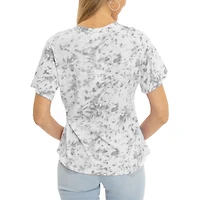 T-shirt gris à col en V et volants Faye des Commodores de Vanderbilt pour femme