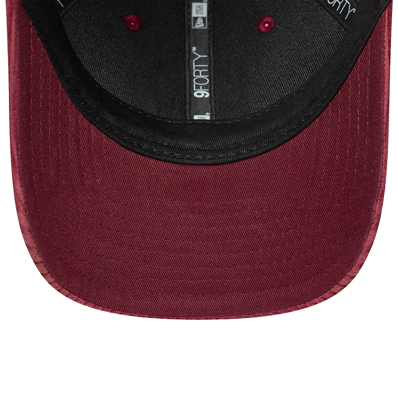 Casquette ajustable New Era 9FORTY en velours côtelé bordeaux VCARB pour homme
