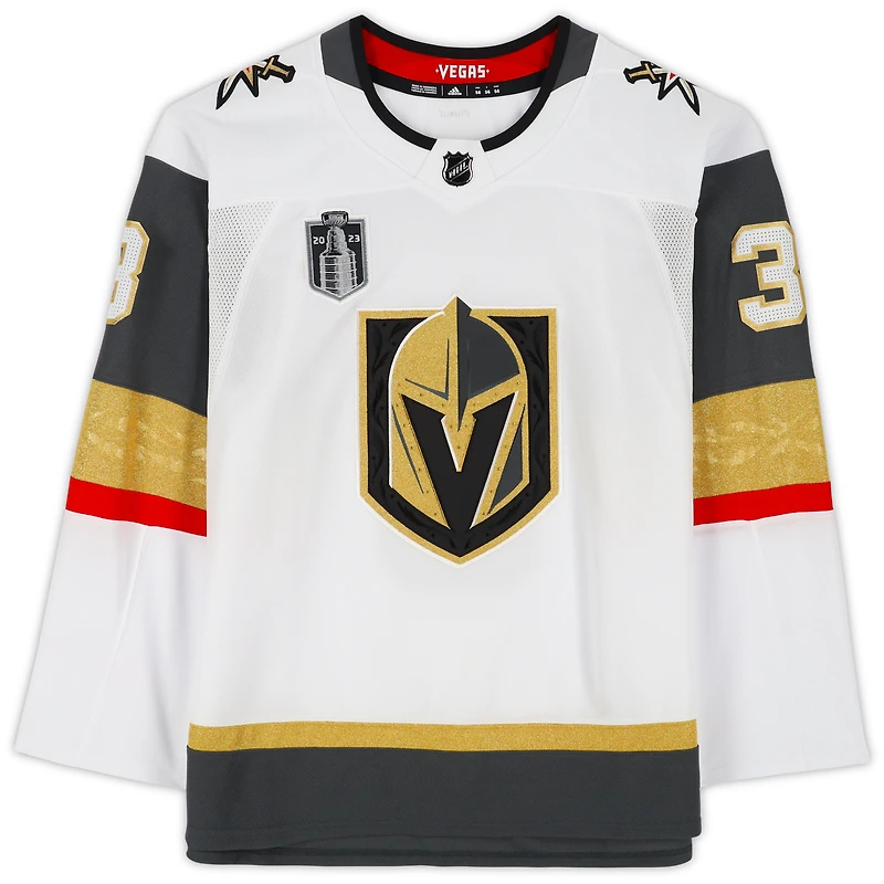 Maillot authentique adidas blanc autographié par Brayden McNabb des Vegas Golden Knights avec écusson de la finale de la Coupe Stanley 2023