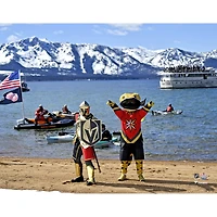 Photographie non signée des Golden Knights de Chance Vegas 2021 en plein air au lac Tahoe