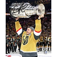 Photographie encadrée de luxe autographiée par Ivan Barbashev des Golden Knights de Vegas lors de la levée de la Coupe Stanley 2023, 8" x 10"