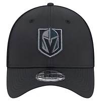 Men's New Era  Black Vegas Golden Knights Blackout 39THIRTY Flex Fit Hat