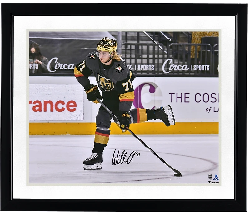 Photo de William Karlsson, joueur des Golden Knights de Vegas, autographiée (maillot noir, 40 x 50 cm).
