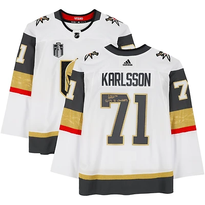 Maillot authentique adidas blanc autographié par William Karlsson Vegas Golden Knights avec écusson de la finale de la Coupe Stanley 2023 avec inscription « 2023 SC Champs »