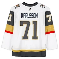 Maillot authentique Adidas blanc autographié par William Karlsson Vegas Golden Knights avec écusson de la finale de la Coupe Stanley 2023