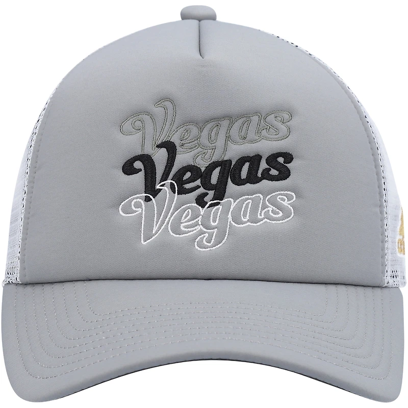 Casquette snapback de camionneur en mousse Vegas Golden Knights adidas gris/blanc pour femme
