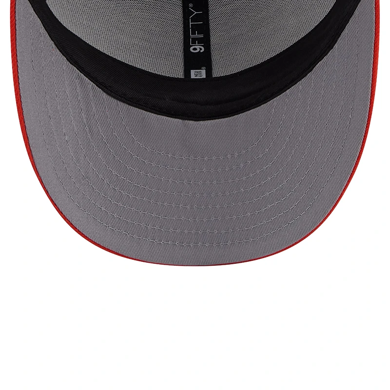 Men's New Era Navy Virginia Cavaliers Throwback Circle Patch 9FIFTY Trucker Snapback Hat