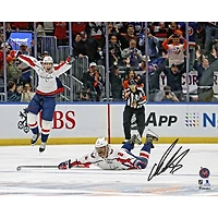 Photographie autographiée d'Alexander Ovechkin des Capitals de Washington, 16" x 20", pour célébrer son 895e but