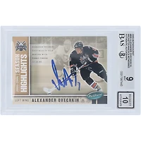 V106832 Casquettes Alexander Ovechkin Washington Capitals Autographiée 2005-06 Upper Deck Parkhurst Faits saillants de la saison #600 Beckett Fanatics Witnessed Authentifié 9/10 Carte recrue Alexander Ovechkin AUT UPD CARTES À COLLECTIONNER 45831 AUTTRC CA01HK4995 #21