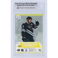 V106832 Casquettes Alexander Ovechkin Washington Capitals Autographiées 2023-24 Upper Deck Yellow Highlighters #HL-10 Beckett Fanatics Witnessed Authenticated Card Alexander Ovechkin AUT UPD TRADING CARDS 45831 AUTTRC CA01HK5114 #111