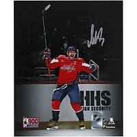Photo dédicacée d'Alexander Ovechkin (Capitals de Washington) - 20 x 25 cm - Célébration de son 900e but