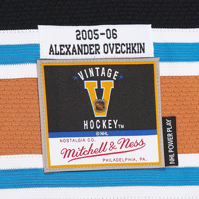 Maillot de puissance noir Mitchell & Ness Alexander Ovechkin des Capitals Washington 2005/06 pour homme