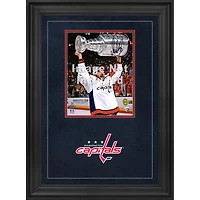 Cadre photo vertical de luxe 8'' x 10'' Washington Capitals avec logo de l'équipe