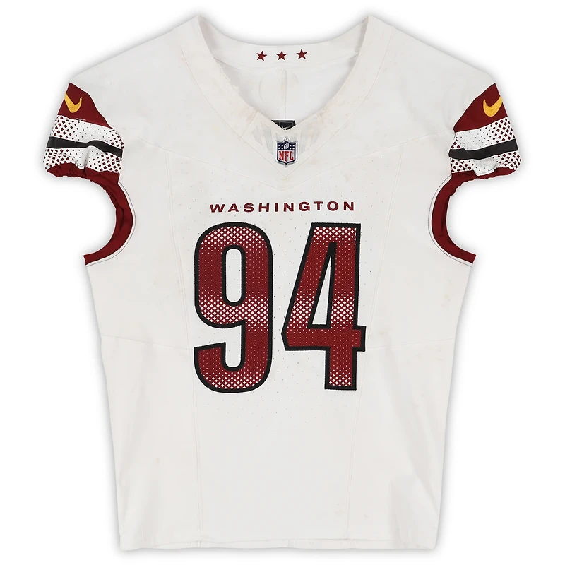 Maillot Nike bordeaux n° 94 porté par Daron Payne (Washington Commanders) lors du match contre les Kansas City Chiefs le 27 octobre 2025