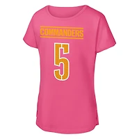 T-shirt rose Jayden Daniels avec nom et numéro de joueur des Washington Commanders