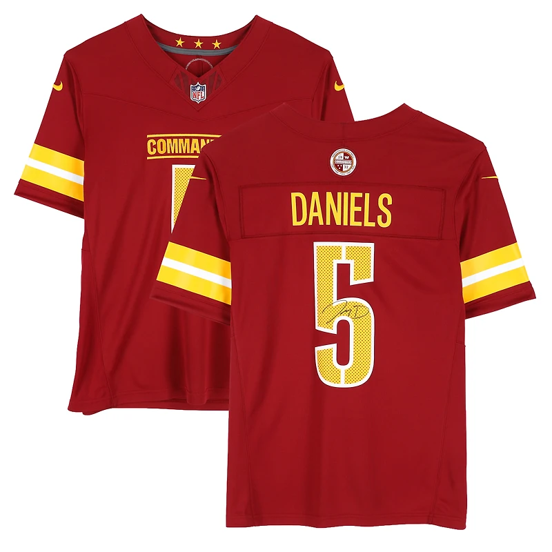 Maillot Nike Vapor F.U.S.E. bordeaux dédicacé par Jayden Daniels des Washington Commanders