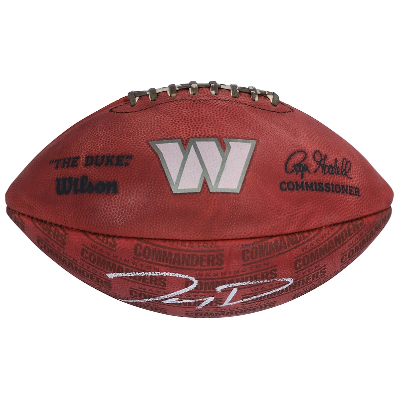 Ballon de football Wilson Duke autographié par Jayden Daniels des Washington Commanders