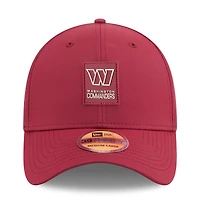 Men's New Era Burgundy Washington Commanders 2025 Sideline 39THIRTY Flex Hat
