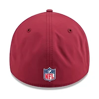 Men's New Era Burgundy Washington Commanders 2025 Sideline 39THIRTY Flex Hat