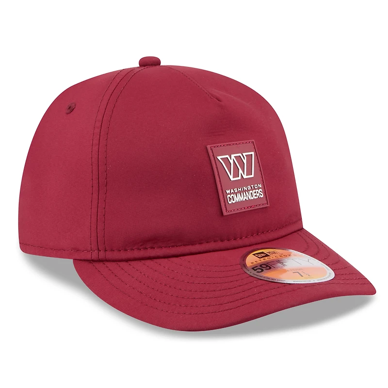 Casquette ajustée New Era 59FIFTY bordeaux Washington Commanders 2025 Sideline Retro Crown pour homme