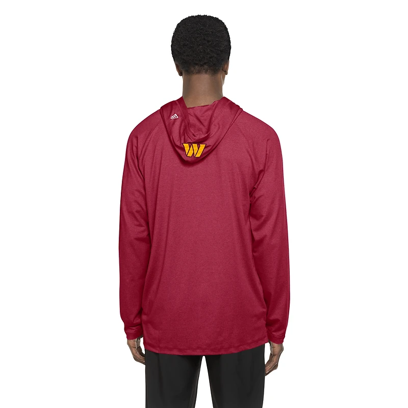 Sweat à capuche fonctionnel New Era bordeaux Washington Commanders pour homme