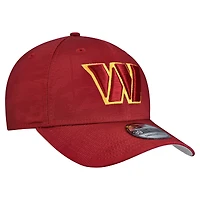 Men's New Era  Burgundy Washington Commanders Tonal Camo 39THIRTY Stretch Fit Hat