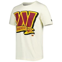 T-shirt New Era crème Washington Commanders Sideline Chrome pour homme