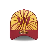 Men's New Era Gold/Burgundy Washington Commanders Shattered 39THIRTY Flex Hat