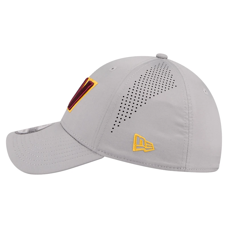Men's New Era Gray Washington Commanders Perforated 39THIRTY Flex Hat