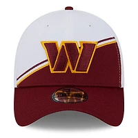 Casquette flex 39THIRTY Sideline Washington Commanders 2023 New Era pour homme, blanc/bourgogne