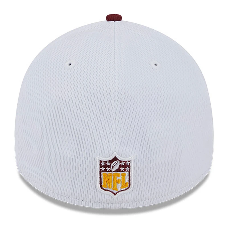 Casquette flex 39THIRTY Sideline Washington Commanders 2023 New Era pour homme, blanc/bourgogne