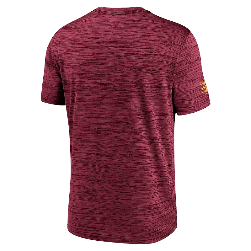 T-shirt Nike bordeaux Washington Commanders Sideline Velocity Dri-FIT pour homme