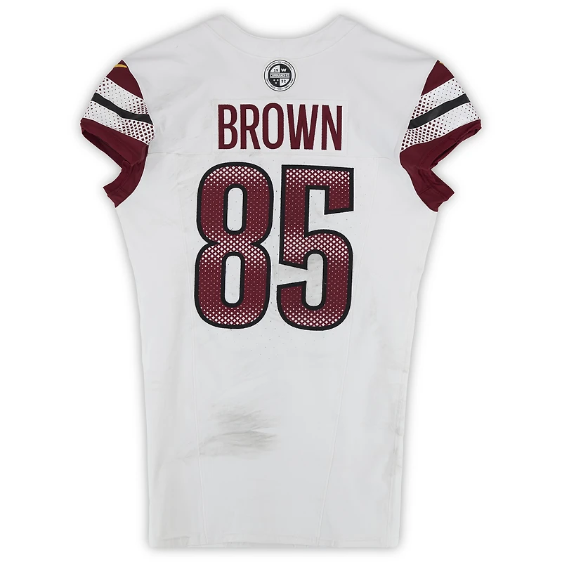 Maillot blanc Nike n° 85 porté par Noah Brown (Washington Commanders) lors du match contre les Minnesota Vikings le 7 décembre 2025