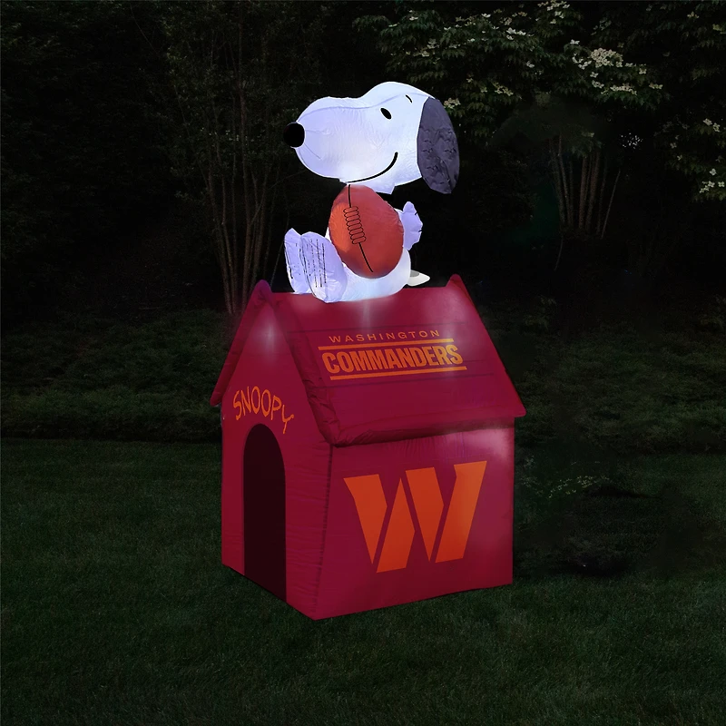 Washington Commanders Inflatable Snoopy Doghouse