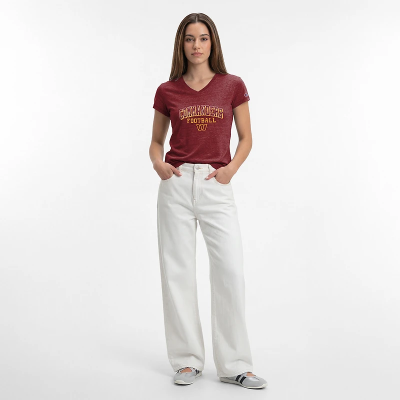 T-shirt à col en V Champion bordeaux Washington Commanders Triumph pour femme