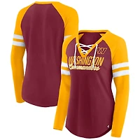T-shirt emblématique à manches longues et col en V lacets raglan pour femmes Fanatics bordeaux/or Washington Commanders