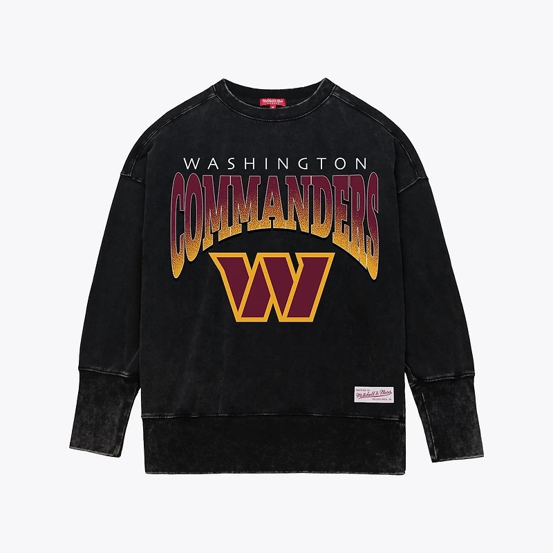Sweat-shirt ras du cou noir Washington Commanders Delineate Mineral Wash pour femme de Mitchell & Ness