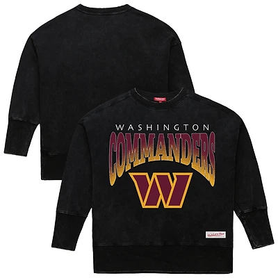 Sweat-shirt ras du cou noir Washington Commanders Delineate Mineral Wash pour femme de Mitchell & Ness