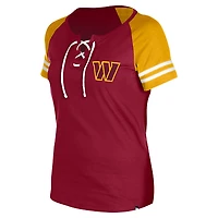 T-shirt raglan à lacets New Era bordeaux Washington Commanders pour femme