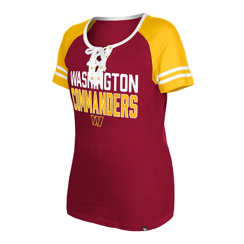 T-shirt à lacets bourgogne Washington Commanders Raglan New Era pour femme