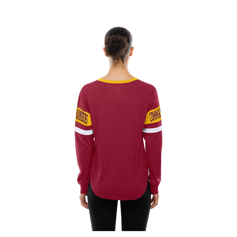 T-shirt à manches longues lacets rétro New Era bordeaux Washington Commanders pour femme