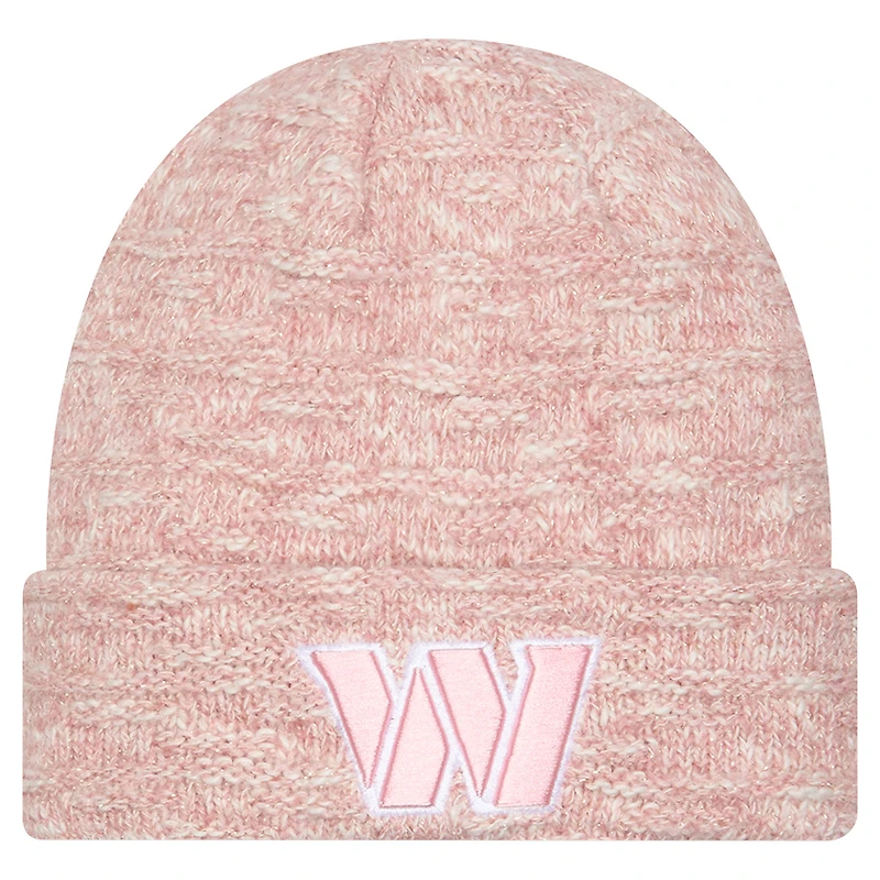 Bonnet en tricot à revers métallisé rose Washington Commanders de New Era pour femme